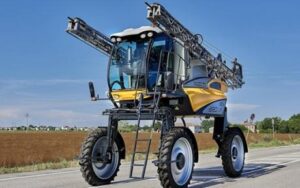 Самоходный опрыскиватель Mazzotti IBIS