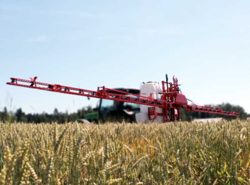 Полевой опрыскиватель Agromehanika AGS 600-1200 EN